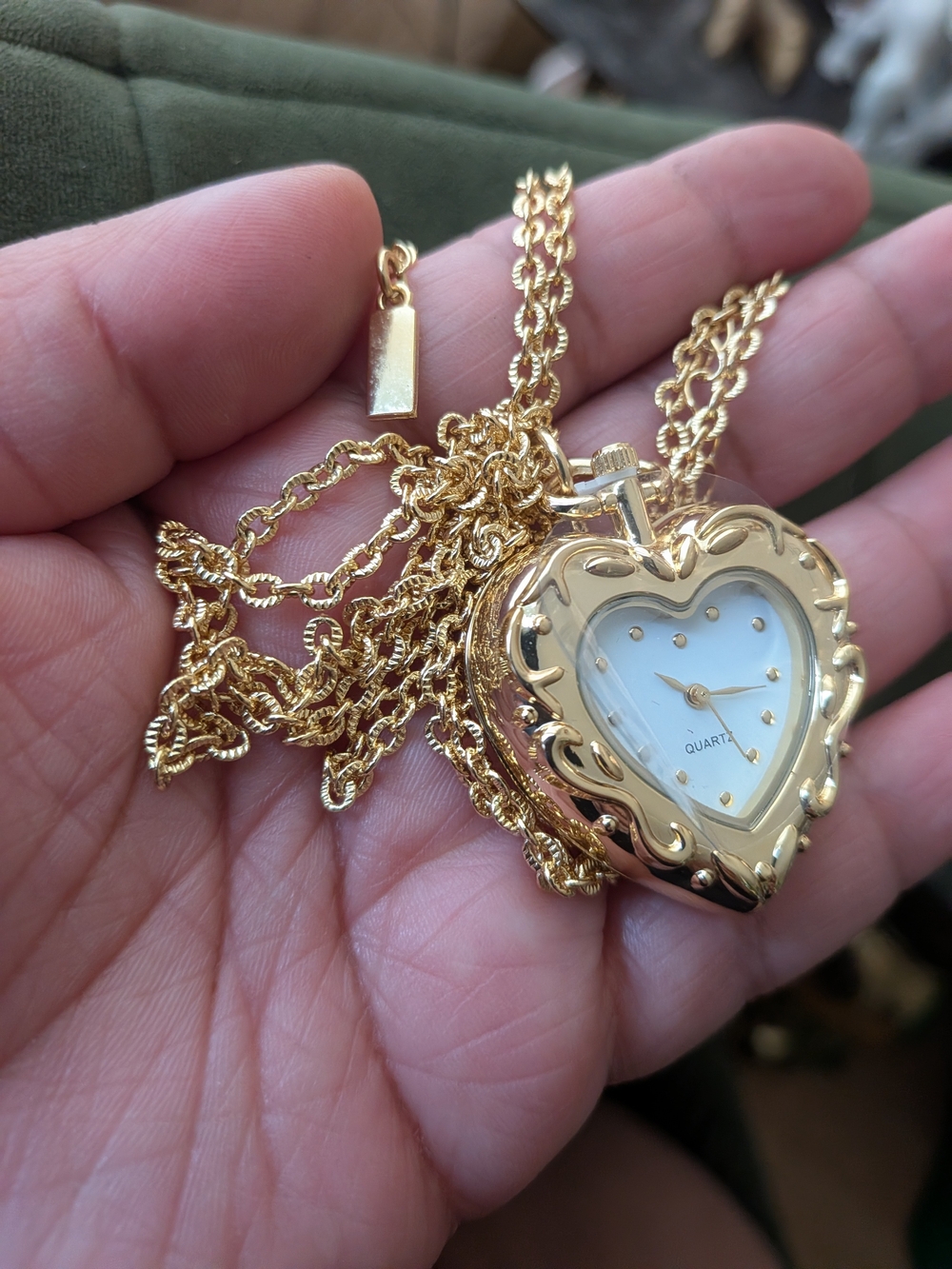 Vintage Avon Gold Heart Pendant Necklace Watch Necklace